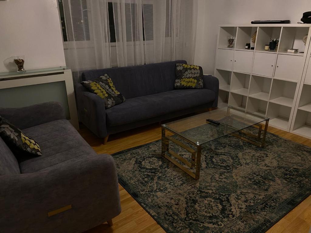 Appartement A Modern Flat In Southeast Londres Extérieur photo