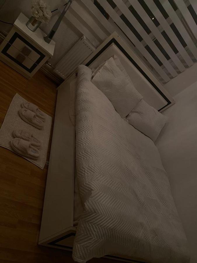 Appartement A Modern Flat In Southeast Londres Extérieur photo